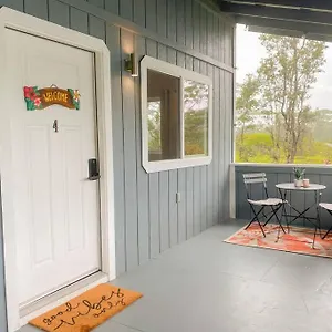 Apartment Hibiscus Hale, Full Kitchen, King Bed, Parking, Keaau